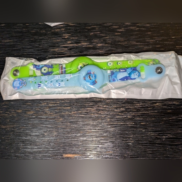 NWT AirTag Bracelet for Kids - 2 pack Monsters Inc Blue and Green - Picture 5 of 10